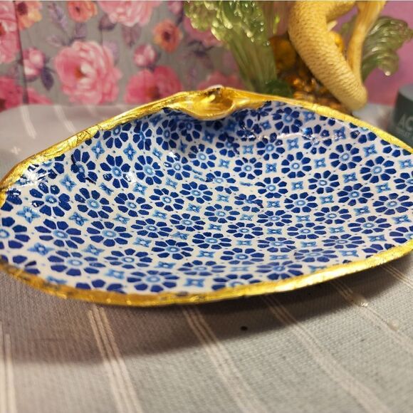 DECOUPAGE CLAM SHELL DECOUPAGE BLUE DESIGN TRINKET DISH - Picture 5 of 13